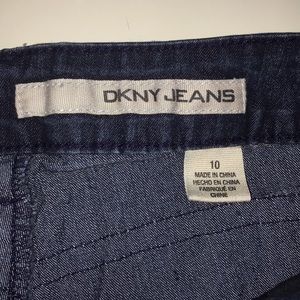DKNY Jeans size 10 skinny